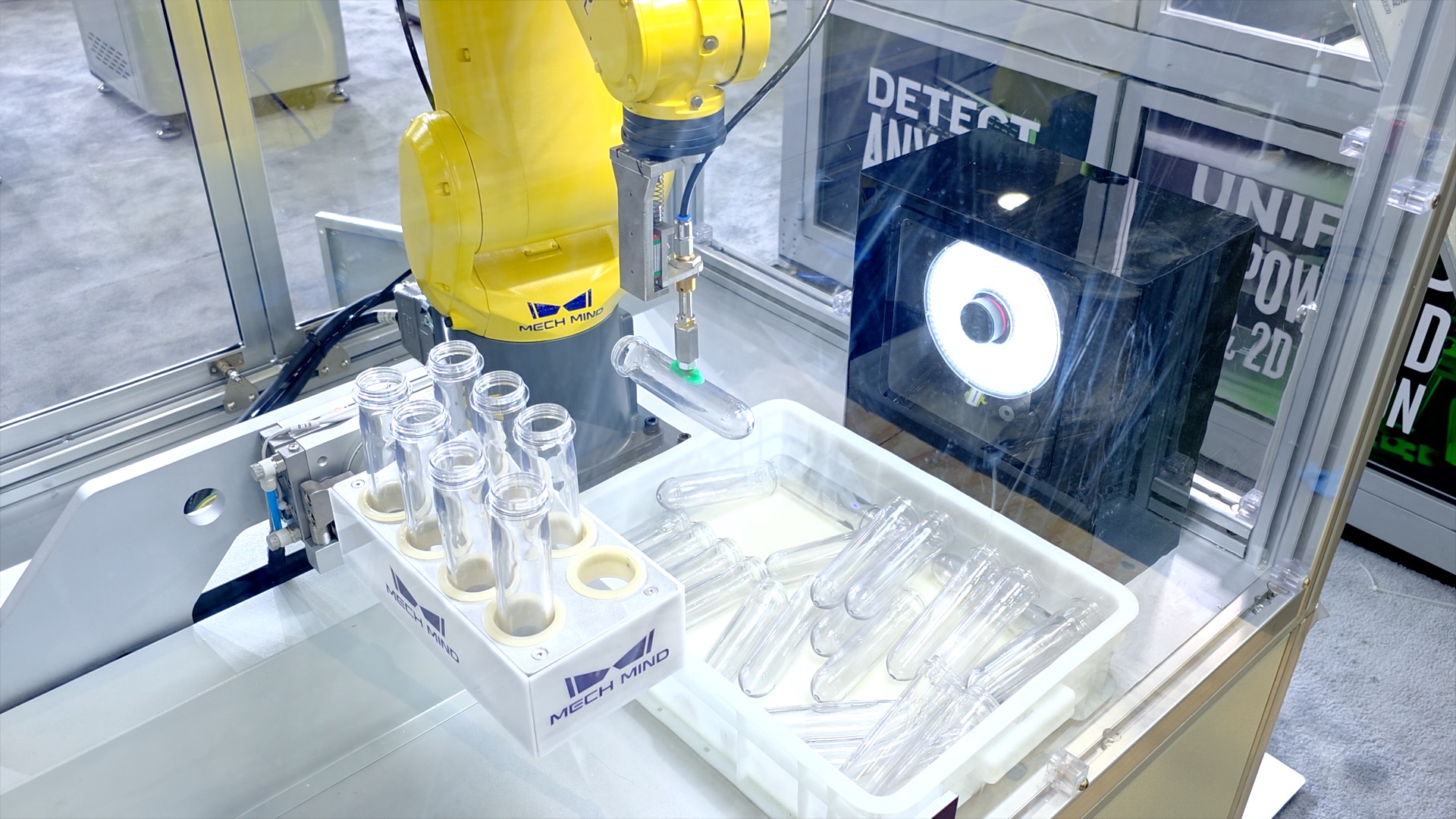 AI+機(jī)器人應(yīng)用AI視覺引導(dǎo)透明試管無序抓取